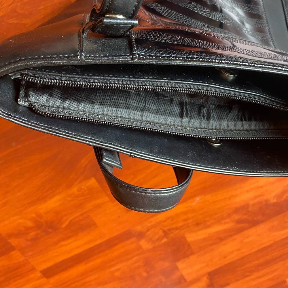 Handbag - Picture 2 of 2